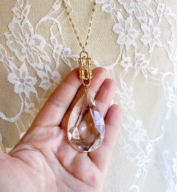 Teardrop crystal necklace deals
