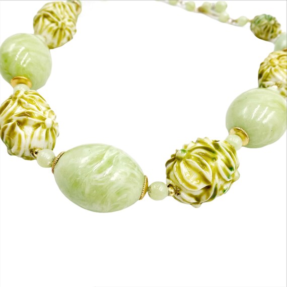 Vintage mid century green lucite bead choker neck… - image 1