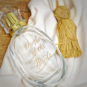 Personalized Engraved Perfume Bottle, Mother of the Bride Gift, Mother of the Groom Gift, Gift for mom, Anniversary Gift, Bridesmaid Gift