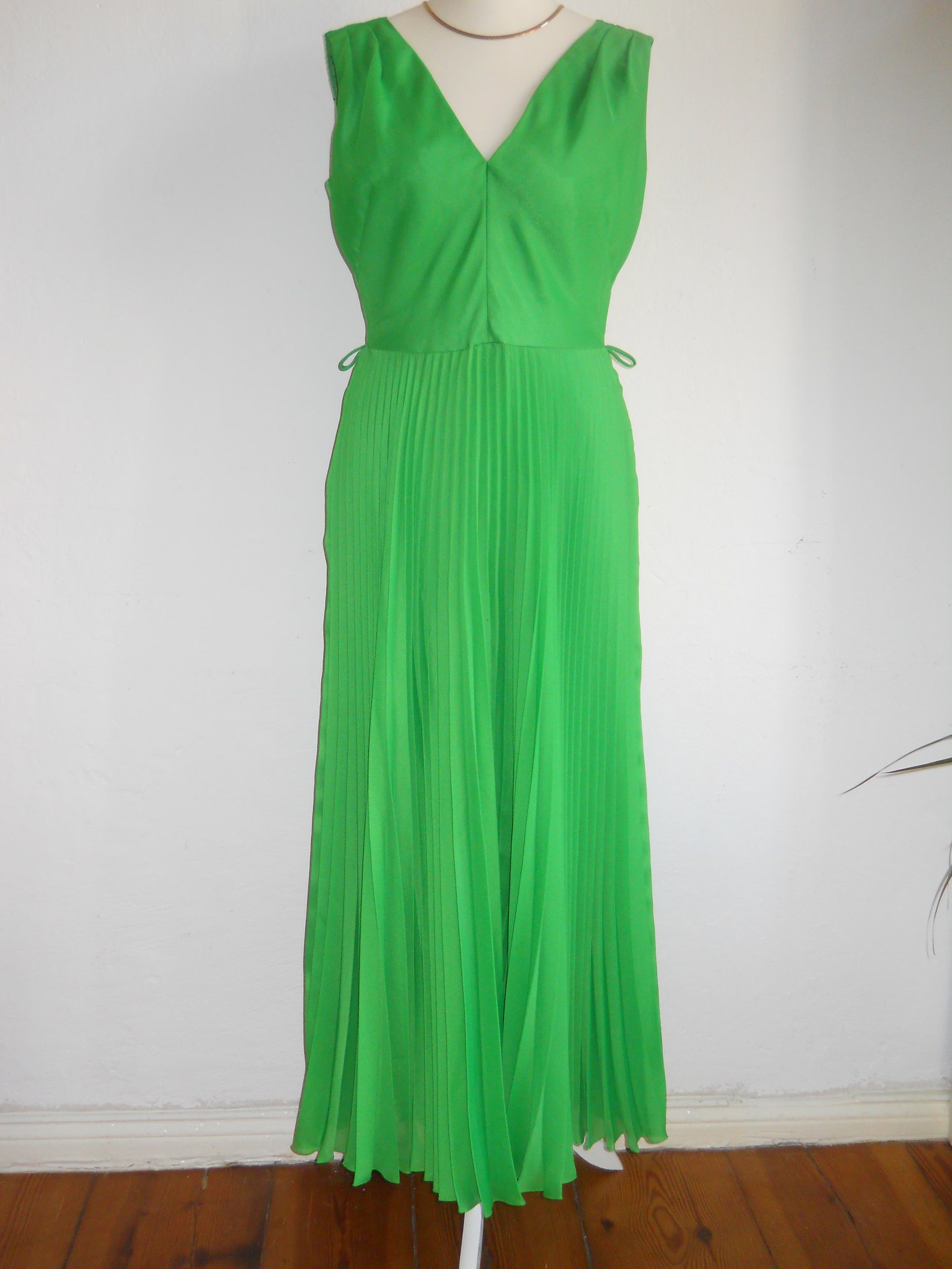 Grass Green Vintage Pleated Evening Dress in Chiffon Size | Etsy