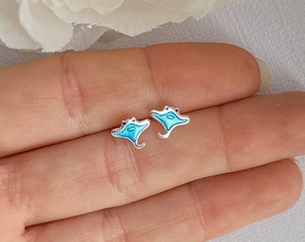 Stingray stud earrings in 925 sterling silver | Ocean lover jewelry | Girls earrings | Kids earrings | Hypoallergenic, nickel and lead free