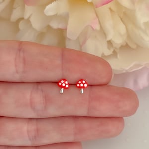 Tiny mushroom earrings in sterling silver | Kids earrings | Toddler earrings | Earrings for girls | Children jewelry