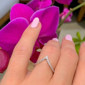 Pointed V shaped chevron 925 sterling silver ring | Silver band ring chevron ring with Cubic Zirconia | V stacking silver ring.