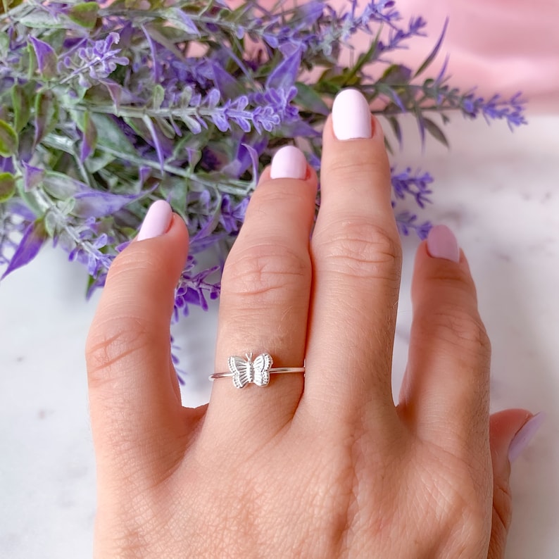 Dainty Butterfly Design Sterling Silver Wedding Band