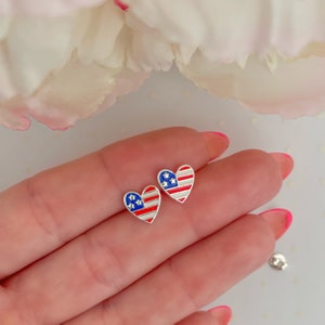 Silver american flag heart earrings | Patriotic earrings | 4th of July jewelry | American gift | Hypoallergenic earrings