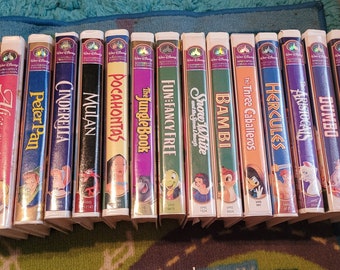 Disney VHS Walt Disney Masterpiece Collection - 17 videos