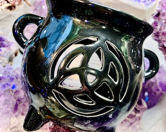 Wax burner witch magic wicca triquetra trinity witchy