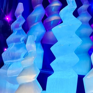 Mystisk selenitspiral-USB-lampa med lugnande enhörningshorndesign, fjärrkontroll och färgskiftande