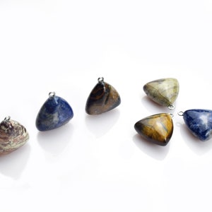 22mm Smooth Triangular Gemstone Pendant