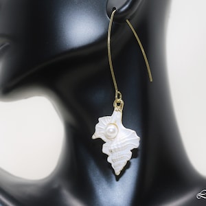Gold Pearl White Colored Oyster Earring Pair