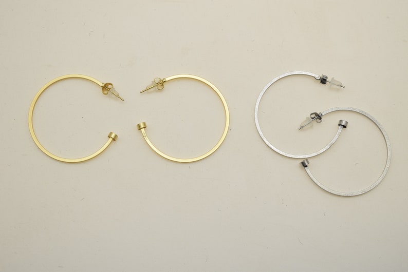High Quality Handmade Matte Finish Smooth Hoop Earring Pair