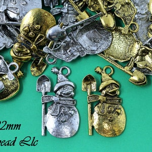 38x22mm Lead Free Pewter Snowman Pendant  (LH-11246), Christmas Pendant