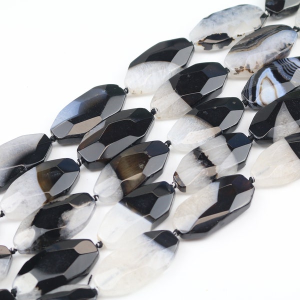 45x21mm Black/White Faceted Octagon Agate Gemstone Bead Strand (9 Pieces)