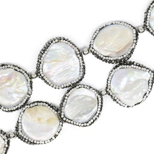 Lovely bead 25mm Circular Fresh Water Pearl with Pave Rhinestone (Sale in a Strand)