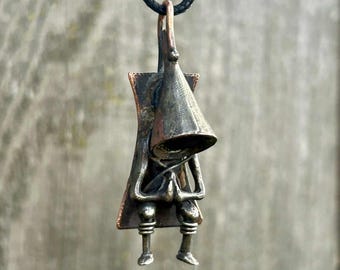 Tiny Monk in cloak Alien Spaceman funny Gift for scientist science Birthday Star magic Robot NASA Sci-Fi wars trek galaxy might & humanoid