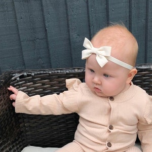 Newborn headband, Neutral headband, Baby bow, Boho headband, Baby shower gift, 1st birthday outfit, Fabric headband image 1