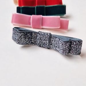 Shiny velvet hair bow, Girl velvet hair clip, Ribbon bow, Toddler hair bow, Alligator hair clip, Hair bows for holiday