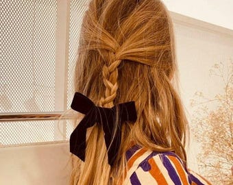 Samt-Haarschleifen Mit Krokodilklemmen – 2er Set In Schwarz & Beige, Langes Band Für Festliche Frisuren