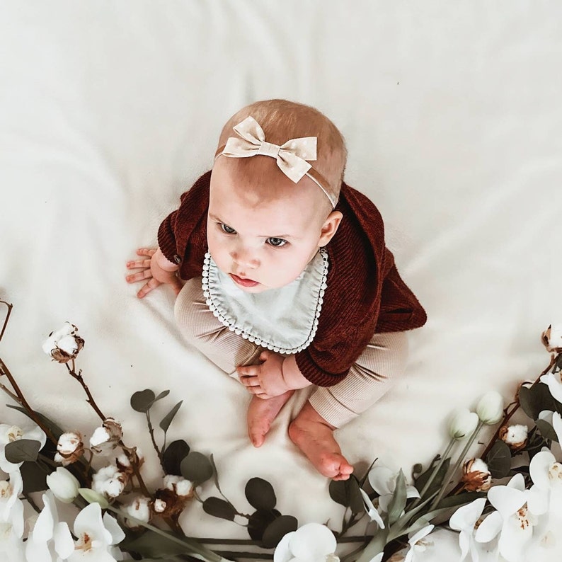 Newborn headband, Neutral headband, Baby bow, Boho headband, Baby shower gift, 1st birthday outfit, Fabric headband image 9