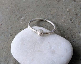 Minimalist Sterling Silver Fidget Ring with Ribbed Bead