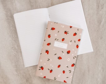 Cahier de notes Champs de fraises - Notebook - Journal personnalisé - Journal de gratitude - Illustrations de fraises