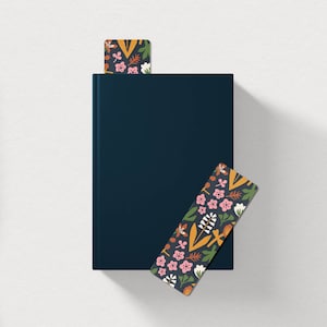 Flavie Bookmark - Flower Pattern Bookmark - Floral Reading Accessory - Colorful and Personalized Bookmark with Rounded Corners