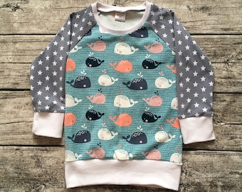 Long sleeve shirt / raglan shirt size. 86-116 "Whales in pastel tones"