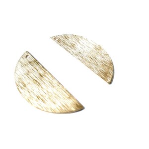 Semi circle charms -  Brass connectors with 1 hole (textured) - Brass connectors - Earring making- 2 pcs