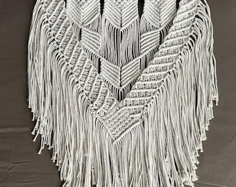 Macrame wall hanging