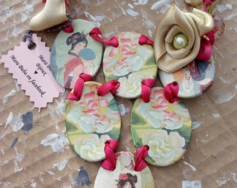 Romantic spring geisha necklace