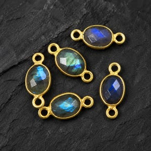 14 kt gold filled labradoriet: 8 x 6 mm ovale briolette, sterlingzilveren lussen