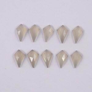Grey Chalcedony 10 Pcs Natural Grey Chalcedony 13X8 mm Kite Shape Rose Cut Flat Bottom Jewelry Making Loose Gemstone Grey Chalcedony
