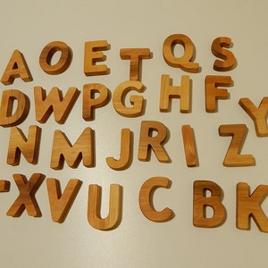 Imanes letras ABC Inglés Alfabeto de madera Madera Magnética Letras vintage Juguete educativo Escuela Waldorf Regalo para un maestro