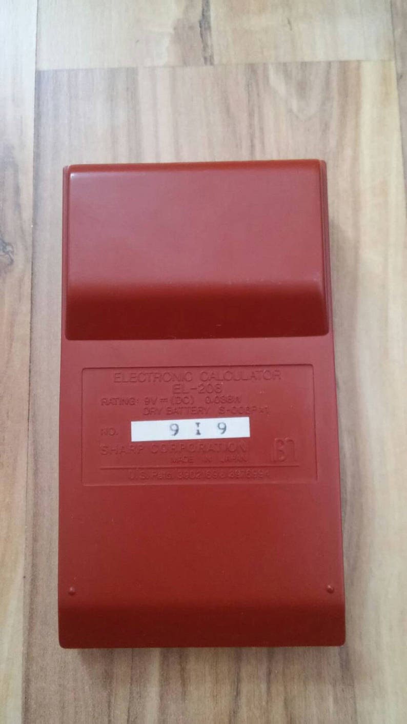Retro SHARP Elsimate EL-208 Calculator in Original Box
