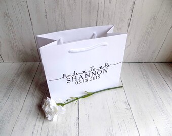 Bride To Be Gift Bag, Gift For Bride, Bride Gift Bag, Bridesmaid Gift Bag, Bridal Party Gift Bags, Gift Bag For Bride