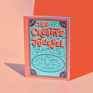 Dziennik kreatywny: Wizualny zeszyt ćwiczeń do mikrodziennikarstwa, podpowiedzi do rysowania i ćwiczeń pisania, pozwalający zapisywać codzienne wspomnienia i przygody