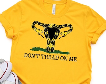 Don't Tread On Me Útero Serpiente Camiseta Unisex, Protect Roe v Wade, Women's Pro Choice, Derechos al Aborto
