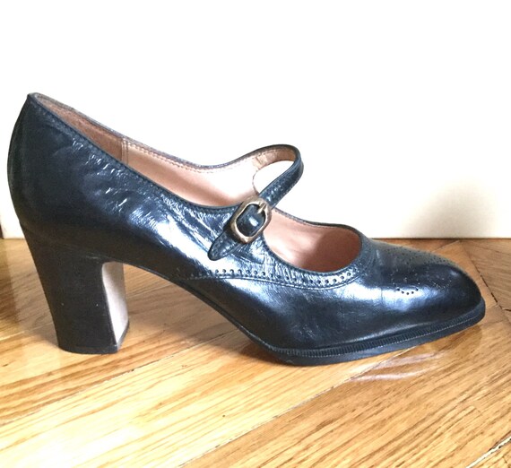 vintage mary jane heels