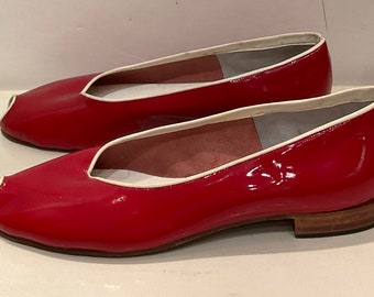 from the 80s, red patent leather ballerinas, made in Italy, Size 37/New