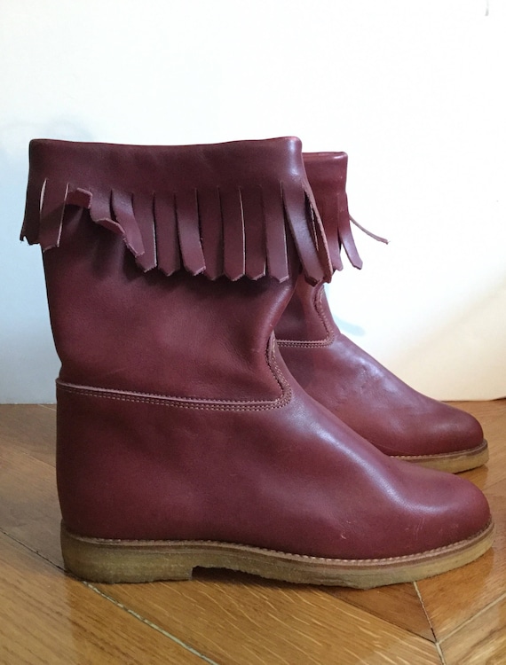 New flat boots with fringes in burgundy leather/M… - image 1