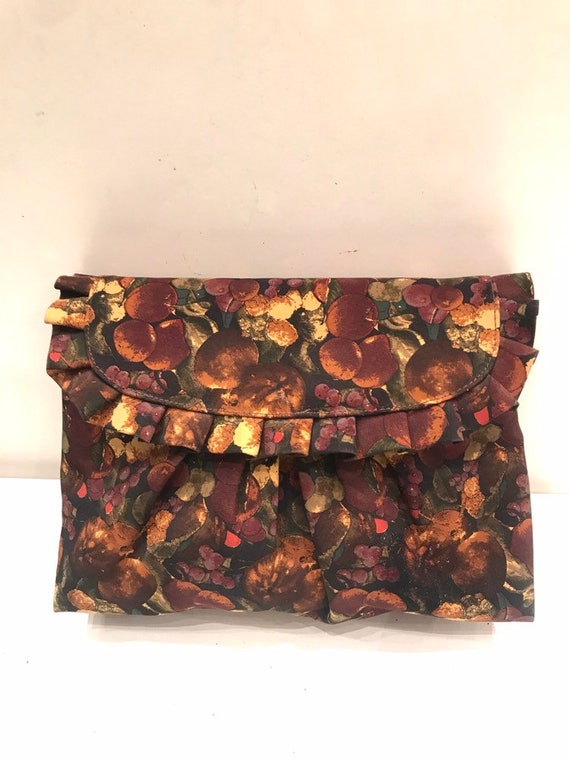 Vintage silk clutch floral 80s/Stuart Weitzman Ne… - image 1