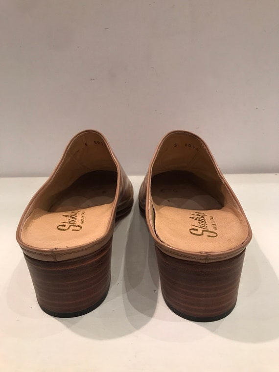 Mules Josef Seibel, mules d'été effet sabot femme en cuir beige sable | Chaussures&Maroquinerie