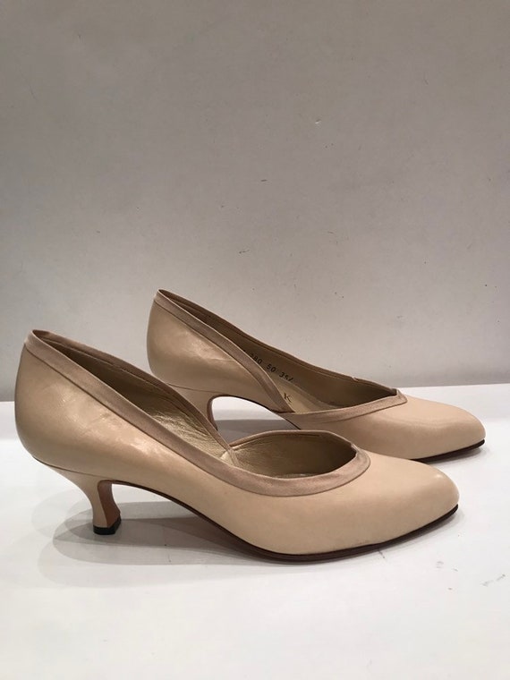 Vintage Pumps Beige Small Heels /100 