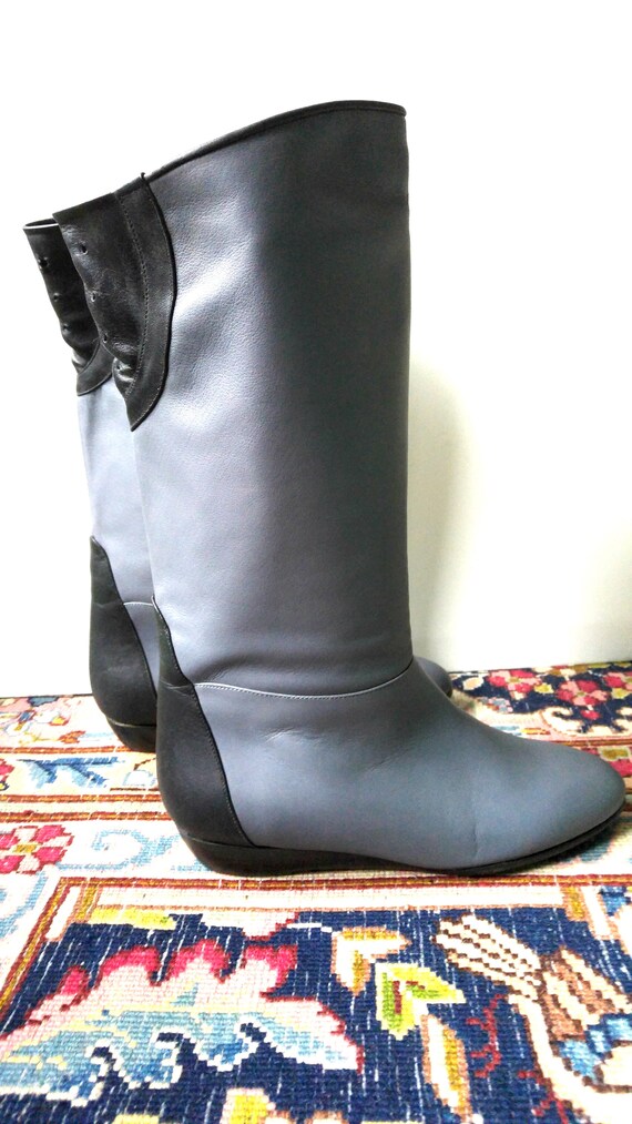 soft leather flat boots