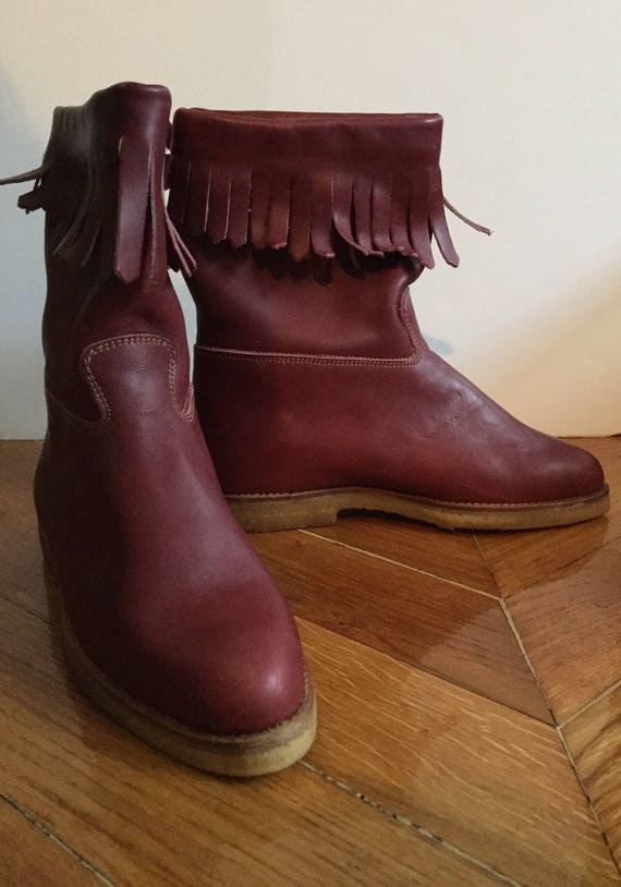 New flat boots with fringes in burgundy leather/M… - image 5