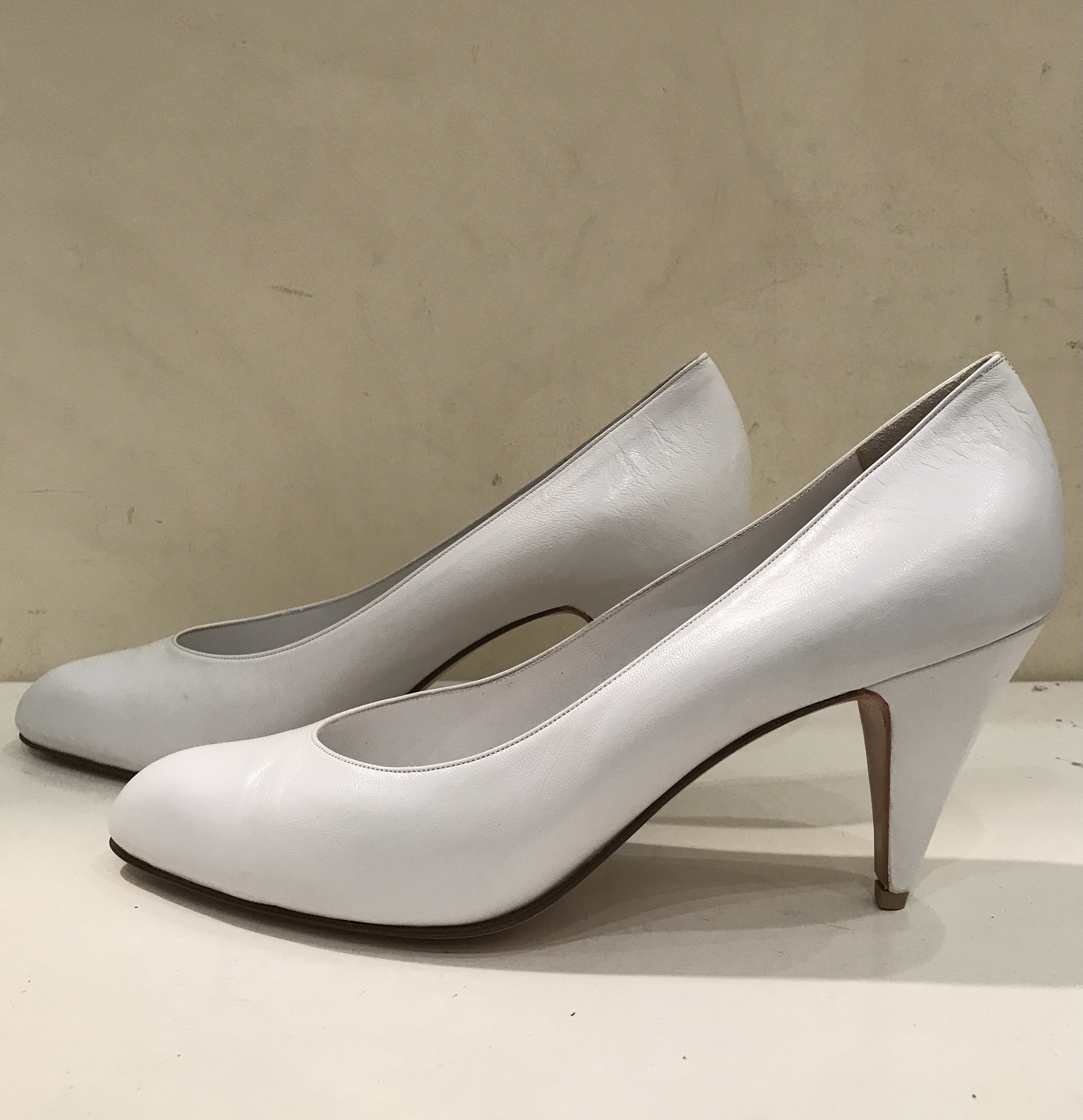 Vintage Pumps in White Leather Edmondk/100% Leather/new/size - Etsy  Australia