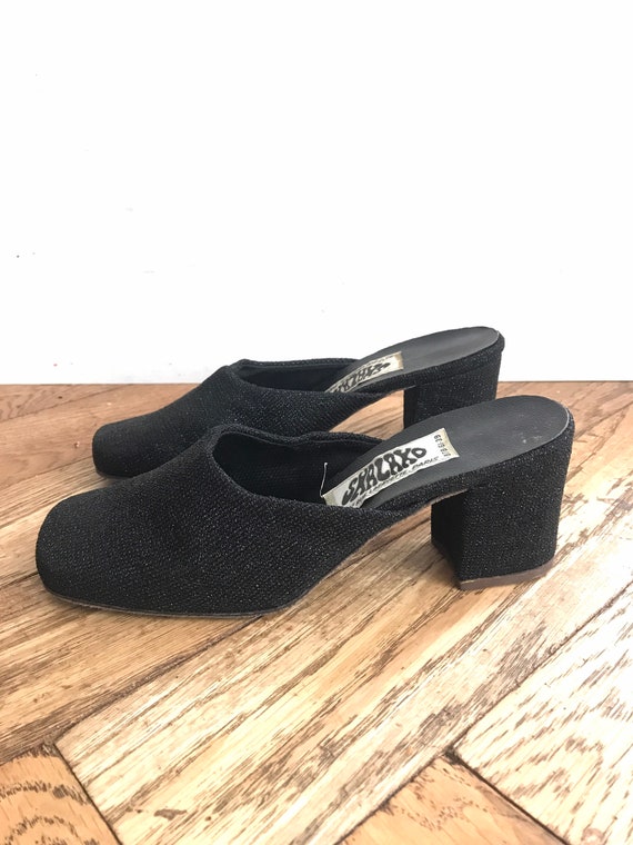 Funky vintage clogs in black fabric /high heel/100