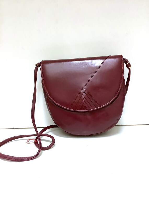 Vintage 70s bag in burgundy leather. 100% leather - image 1