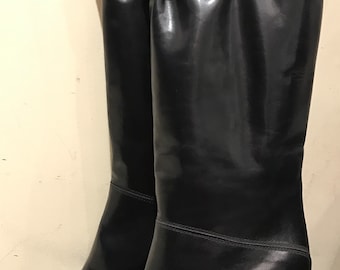 New /Dark blue leather boots /high heels/vintage 70s /Made in Italy/100% leather/size 35 US 4 UK 2