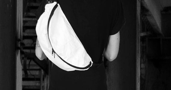 Crossover Bag Belt Bag XL TYVEK® #122-4